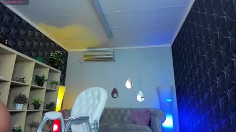 Snapshot of xpuka chatting on September 11, 2025, 5:02 pm xpuka online show from September 11, 2025, 5:02 pm