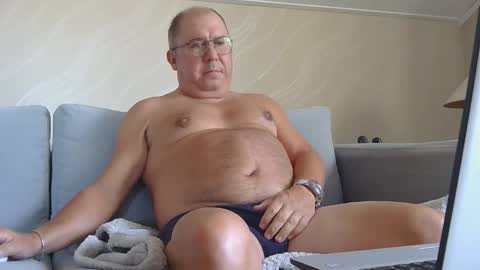 xrap online show from September 15, 2025, 2:28 pm