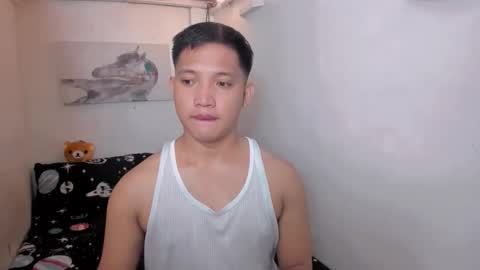 Snapshot of xsebastian19 chatting on May 8, 2026, 5:02 am xsebastian19 online show from May 8, 2026, 5:02 am