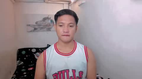 Snapshot of xsebastian19 chatting on June 15, 2026, 5:15 pm xsebastian19 online show from June 15, 2026, 5:15 pm