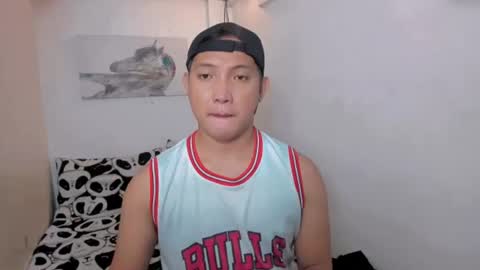 Snapshot of xsebastian19 chatting on July 28, 2026, 7:04 am xsebastian19 online show from July 28, 2026, 7:04 am