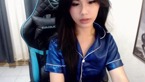 Snapshot of xseductive_airax chatting on January 8, 2025, 2:14 am aira online show from January 8, 2025, 2:14 am