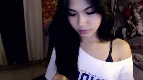 Snapshot of xseductive_airax chatting on January 8, 2025, 5:48 am aira online show from January 8, 2025, 5:48 am