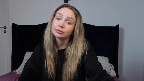 AnnaMaee online show from February 25, 2026, 10:19 pm