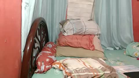 lovely online show from June 25, 2026, 6:07 am