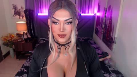 Cattaleya online show from January 25, 2025, 1:21 am