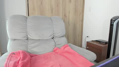 Snapshot of xspecialroomx chatting on May 11, 2026, 7:22 pm Hellen Sofia instagram hellen5546 online show from May 11, 2026, 7:22 pm
