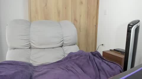 Hellen Sofia instagram hellen5546 online show from July 16, 2026, 1:50 pm
