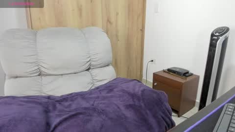 Hellen Sofia instagram hellen5546 online show from July 26, 2026, 1:40 pm