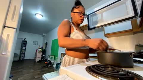 xStarGazingx online show from March 2, 2025, 10:56 am