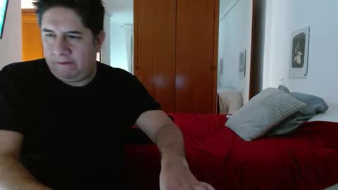 Snapshot of xthiagoxevax chatting on December 20, 2025, 9:05 am thiagoeva online show from December 20, 2025, 9:05 am