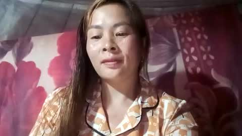 Snapshot of xuxulove00 chatting on September 15, 2025, 11:32 am xuxulove00 online show from September 15, 2025, 11:32 am