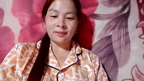 Snapshot of xuxulove00 chatting on October 4, 2025, 1:36 am xuxulove00 online show from October 4, 2025, 1:36 am