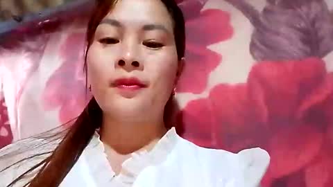 Snapshot of xuxulove00 chatting on December 19, 2025, 1:12 am xuxulove00 online show from December 19, 2025, 1:12 am