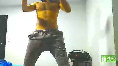 xuyeeg online show from February 11, 2025, 6:08 am