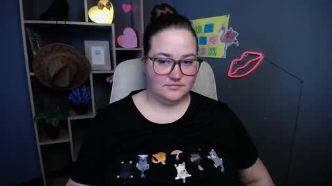 Snapshot of xx_daniella_xx chatting on May 16, 2026, 6:32 am xx daniella xx online show from May 16, 2026, 6:32 am