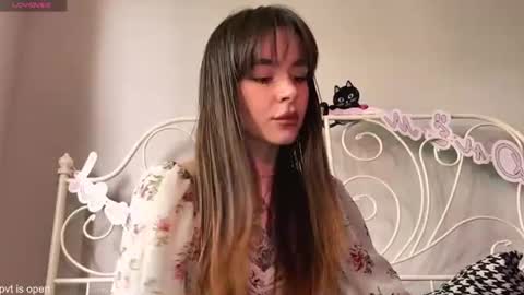 Lily online show from July 10, 2026, 12:08 pm