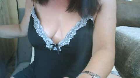 HotMomAlex online show from July 21, 2026, 7:05 pm