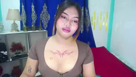 xxapplebabexx online show from March 1, 2025, 6:32 pm