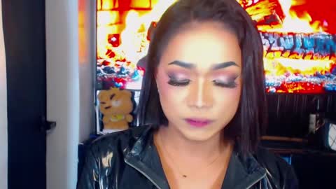 xxasian_goddessxx online show from May 28, 2026, 6:27 pm