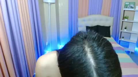 CHLOES ROOM online show from February 25, 2026, 10:52 pm