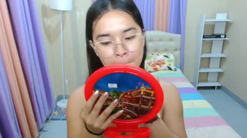 CHLOES ROOM online show from June 12, 2026, 9:57 pm
