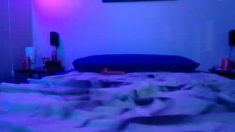 xxcatxdogxx online show from May 10, 2026, 8:19 am