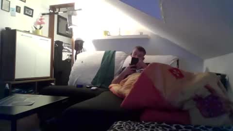 xxdirty_slut_boyxx online show from January 7, 2026, 2:03 am