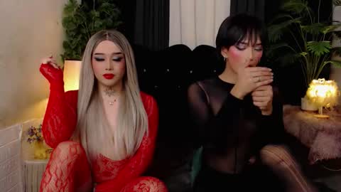 Sophie online show from October 14, 2025, 10:16 am