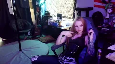 Lilith online show from July 6, 2026, 11:51 pm