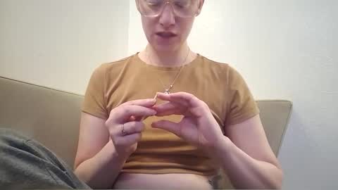 xxmariebliss online show from June 2, 2026, 12:51 pm