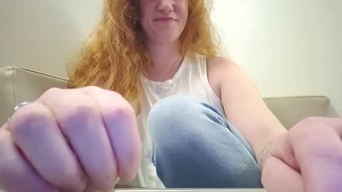 xxmariebliss online show from June 5, 2026, 1:39 pm