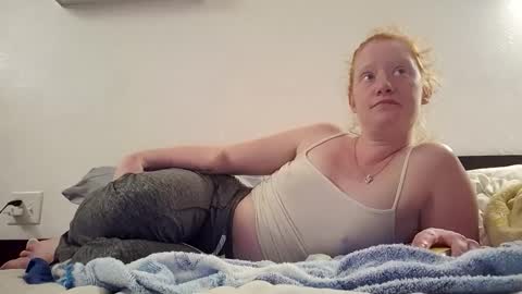 xxmariebliss online show from June 7, 2026, 2:37 am