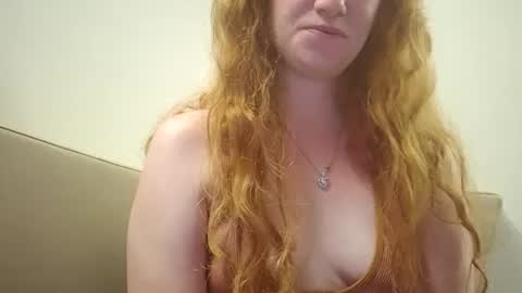 xxmariebliss online show from June 29, 2026, 2:39 pm
