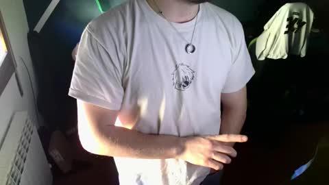 xxmik3xx online show from February 6, 2025, 3:20 pm