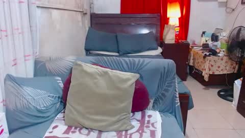 sexyyanna4u online show from December 25, 2024, 12:05 am