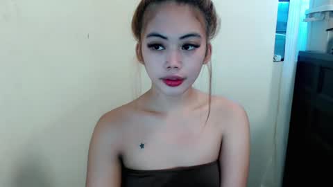 JUST CALL ME TINE online show from June 18, 2026, 4:24 am