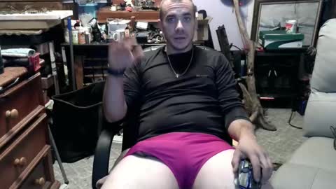 Snapshot of xxscubastevexxx chatting on November 17, 2025, 1:00 am xxScubaStevexx online show from November 17, 2025, 1:00 am
