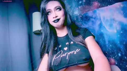 Lara online show from February 27, 2025, 1:59 am