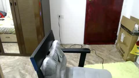 xxsexypinayxx online show from June 5, 2026, 8:25 pm