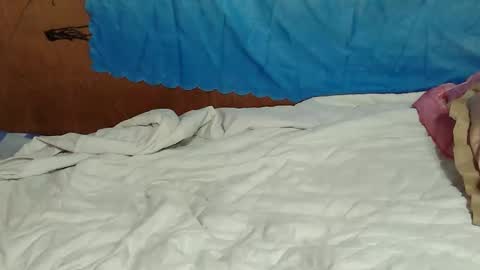 Snapshot of xxshantal chatting on September 18, 2025, 6:04 am xxshantal online show from September 18, 2025, 6:04 am