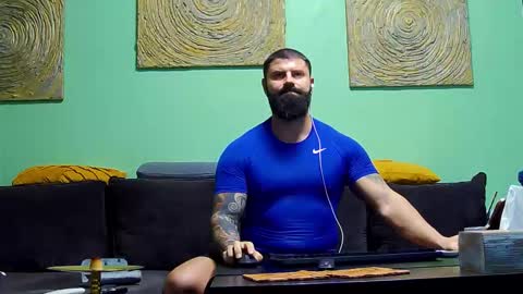 Snapshot of xxtreamleonard chatting on November 19, 2025, 10:59 am Xtream Leonard online show from November 19, 2025, 10:59 am