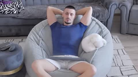 Snapshot of xxx_alejandro chatting on November 3, 2025, 12:28 pm xxx_alejandro online show from November 3, 2025, 12:28 pm