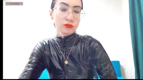 Andariel online show from June 18, 2026, 6:56 pm