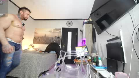     online show from February 21, 2026, 1:45 pm