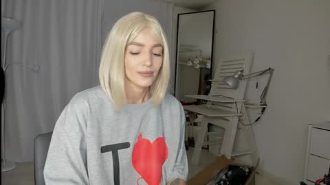 Snapshot of xxx_leila chatting on December 15, 2024, 7:13 am xxx_leila online show from December 15, 2024, 7:13 am