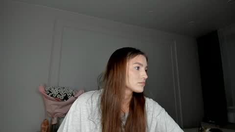 Snapshot of xxx_leila chatting on November 22, 2025, 1:43 pm xxx_leila online show from November 22, 2025, 1:43 pm