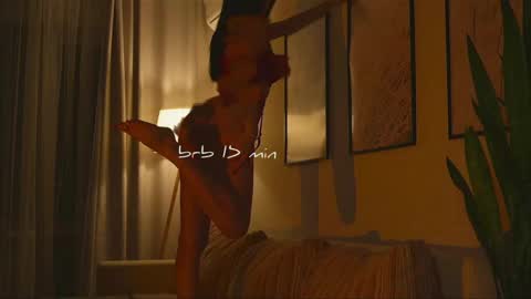 Molly online show from April 7, 2026, 3:01 pm