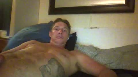 Snapshot of xxxelentdick chatting on April 12, 2026, 12:32 pm deeeeznutz online show from April 12, 2026, 12:32 pm