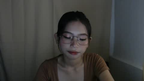 Snapshot of xxxforyouonlyxxx chatting on November 7, 2025, 3:28 am inday pinay online show from November 7, 2025, 3:28 am